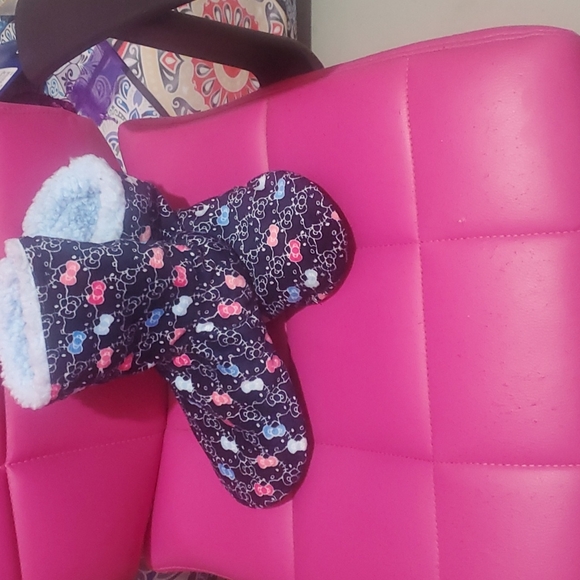 Hello kitty slippers boots - Picture 2 of 5